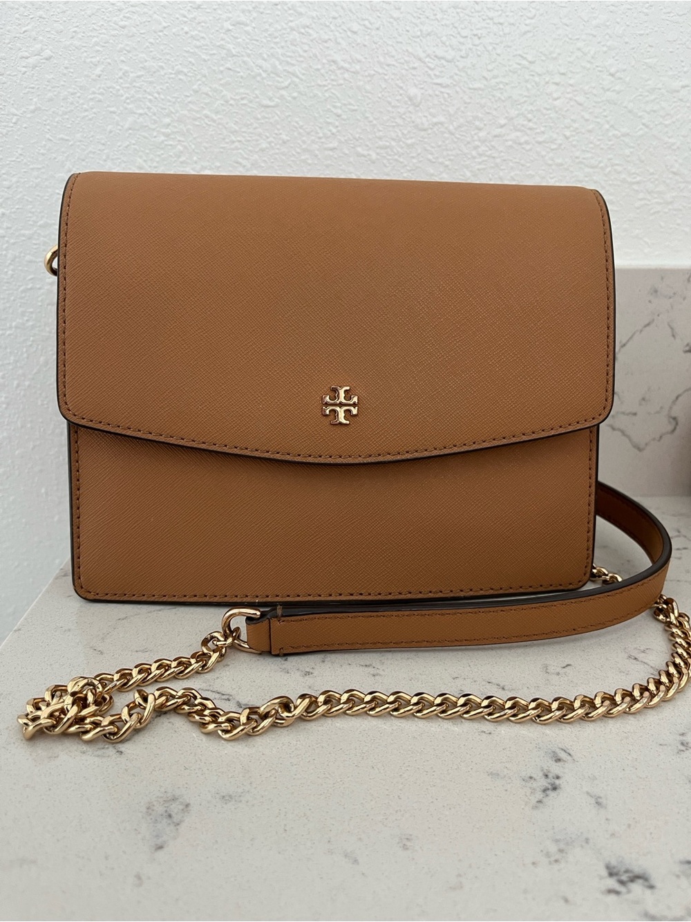 Tory Burch Emerson Envelope Adjustable Shoulder Bag